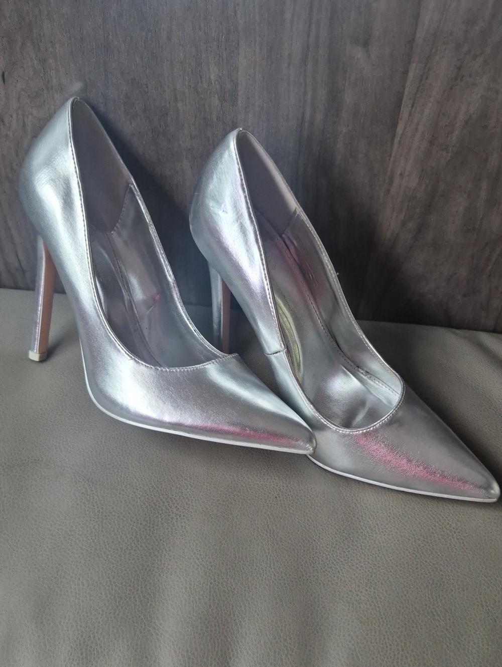 Silver Pointed-Toe High Heel Pumps